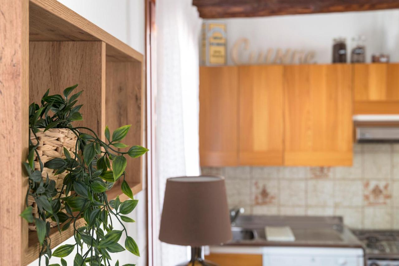 Colombina Like At Home 3 Bedrooms Fully Equipped Air Conditioned Venezia Eksteriør bilde